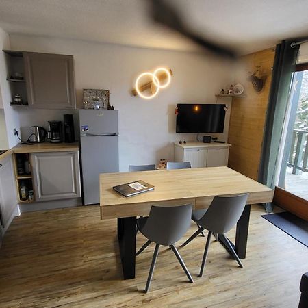 Appartement 4 A 6 Personnes - Chalets D'Aurouze - La Joue Du Loup Saint-Étienne-en-Dévoluy Buitenkant foto