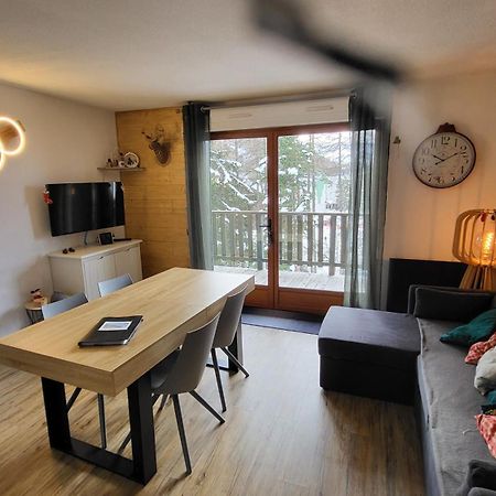 Appartement 4 A 6 Personnes - Chalets D'Aurouze - La Joue Du Loup Saint-Étienne-en-Dévoluy Buitenkant foto